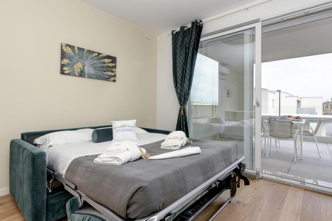 Opalia Residence - Garda Lake Lifestyle Apartment ペスキエーラ・デル・ガルダ エクステリア 写真