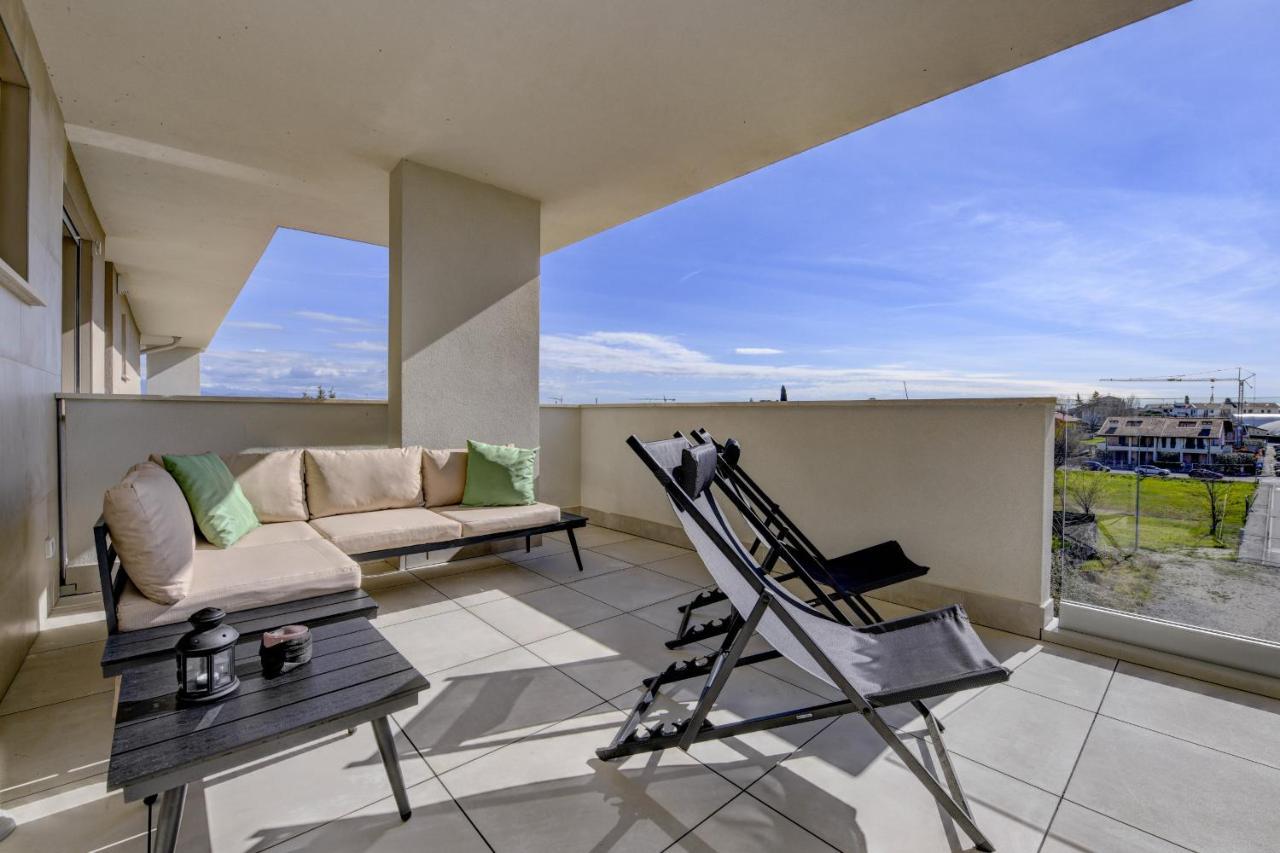 Opalia Residence - Garda Lake Lifestyle Apartment ペスキエーラ・デル・ガルダ エクステリア 写真