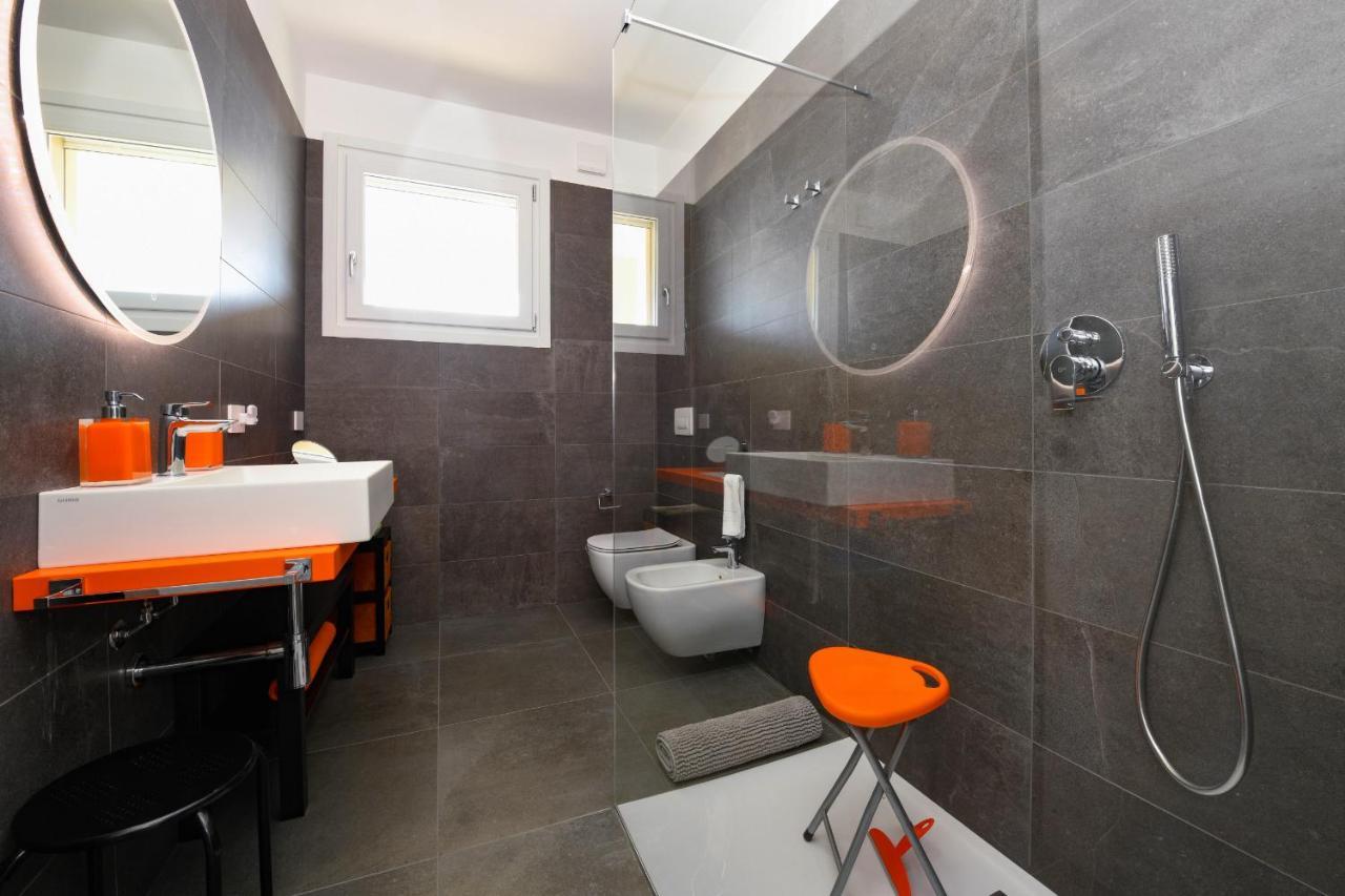 Opalia Residence - Garda Lake Lifestyle Apartment ペスキエーラ・デル・ガルダ エクステリア 写真