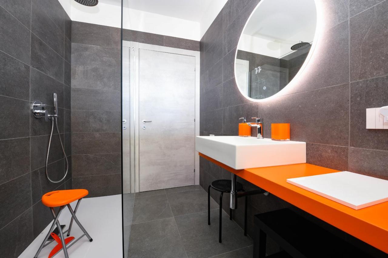 Opalia Residence - Garda Lake Lifestyle Apartment ペスキエーラ・デル・ガルダ エクステリア 写真